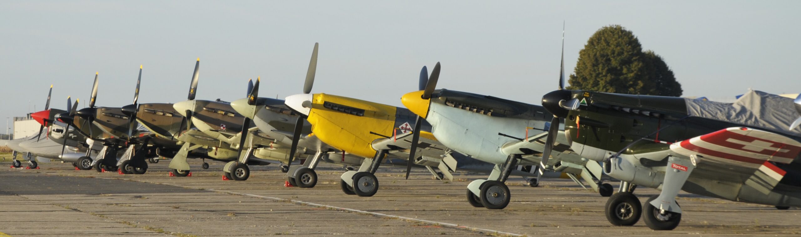 Warbirds Line-up [Melun 9.18]_Eric-Bannwarth
