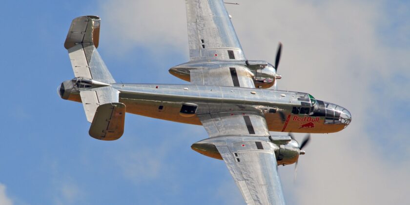 B-25J Mitchell, N6321C