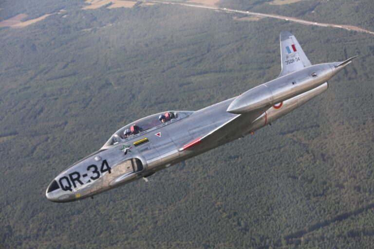 T-33 © Xavier Méal