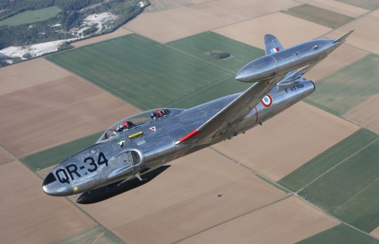 T-33 © Xavier Méal