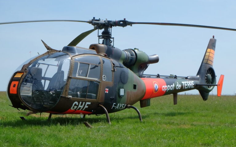 Gazelle de l'Association pour la préservation du patrimoine aéronautique français (APPAF)
