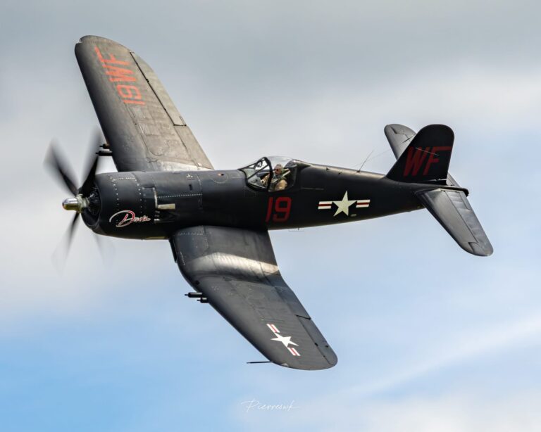 D-FCOR Corsair F-4U5 ©Pierre Szuwalski